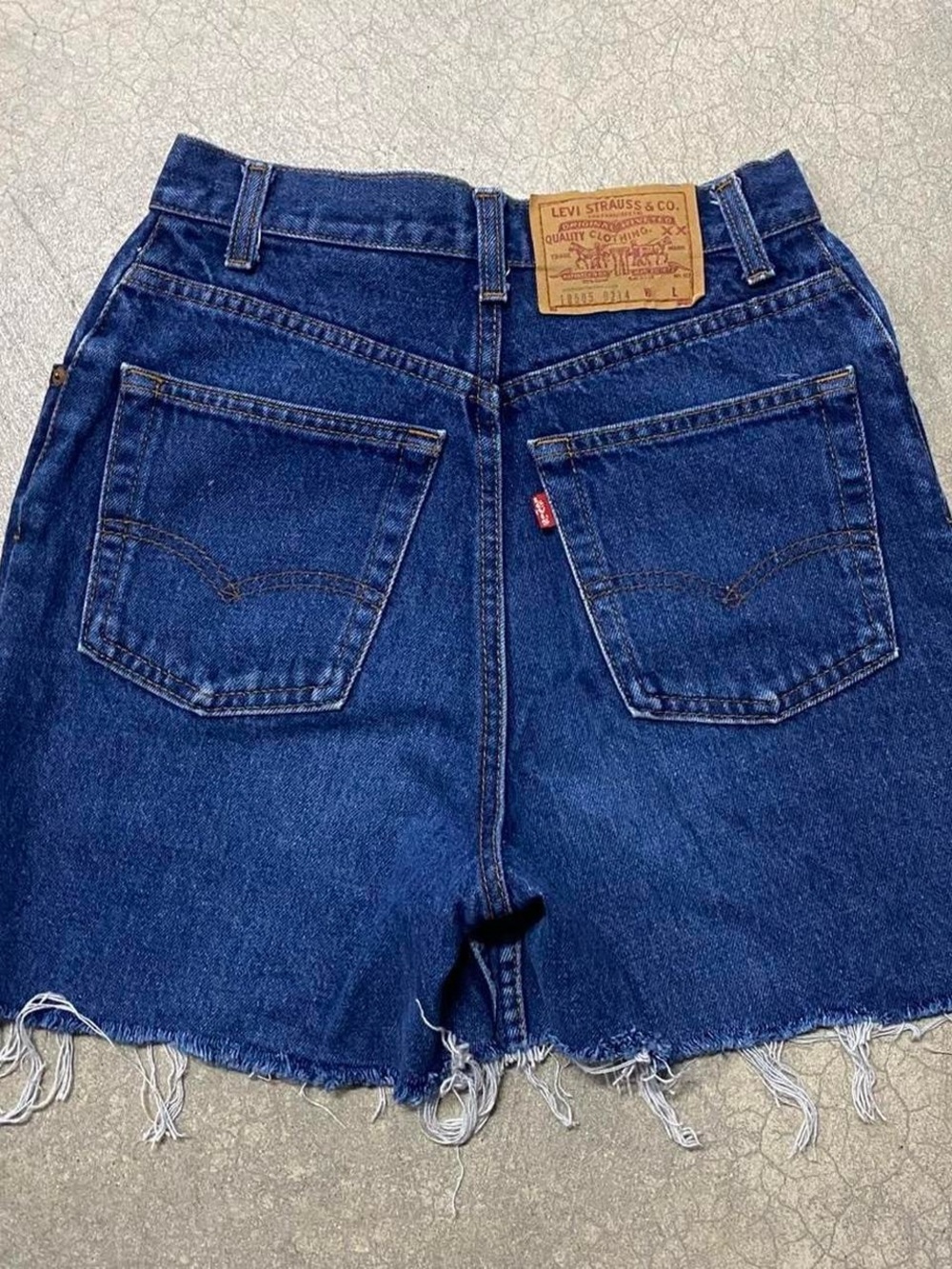 Authentic VINTAGE Levi's Women's Dark Blue Denim Cutoff Shorts